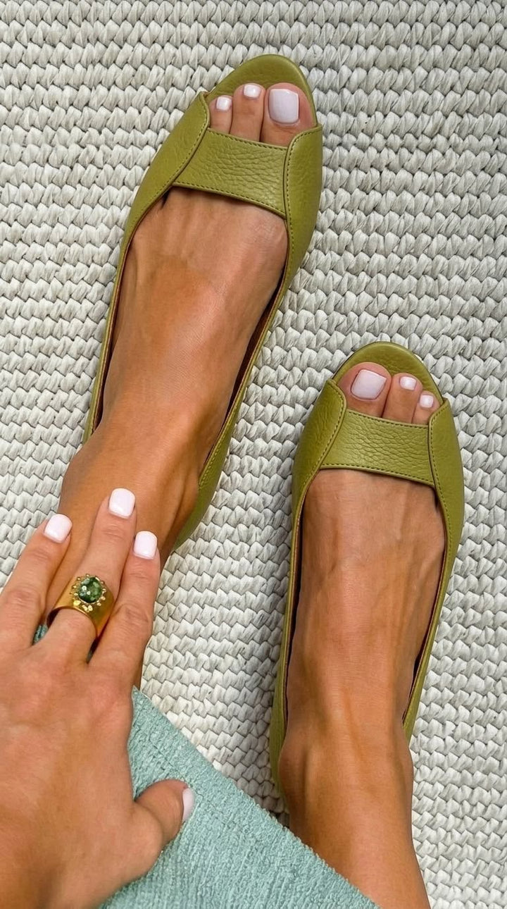 Adelina | Elegant Comfort Golden Sandals
