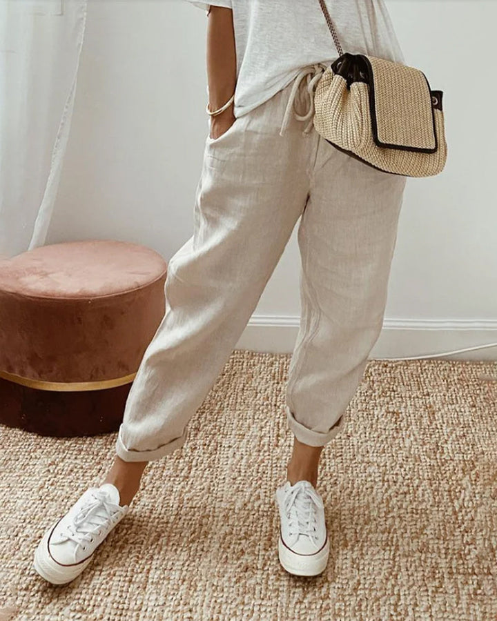 Chic and Comfortable Fluid Pants