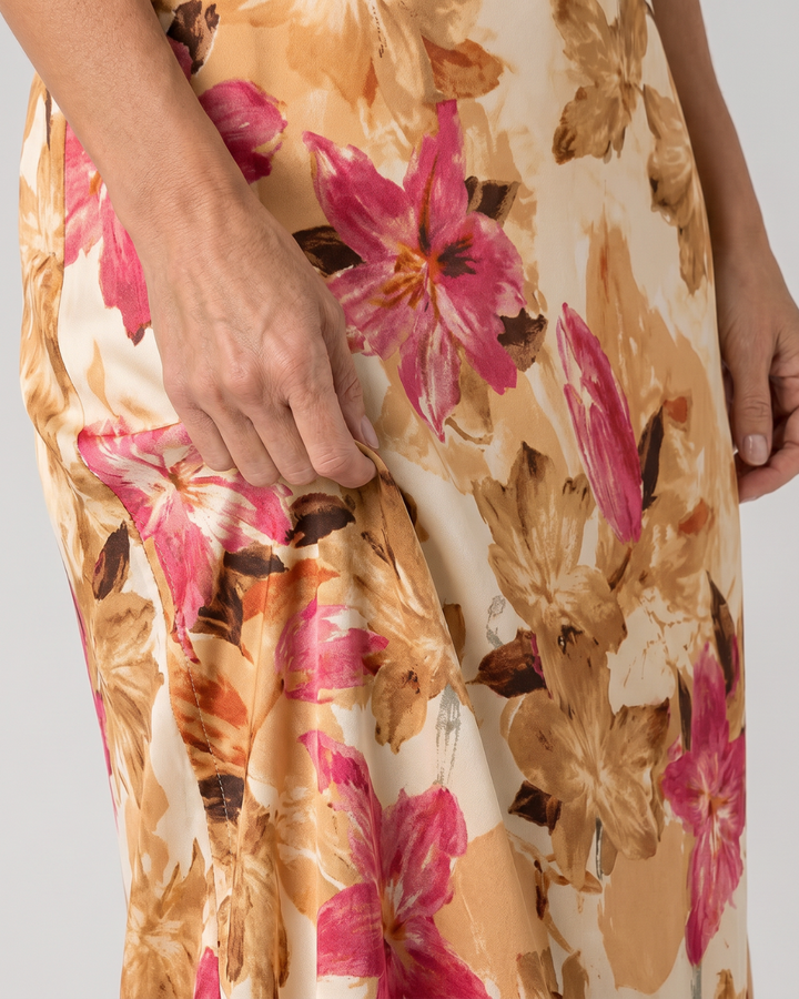 Vivienne™ | Floral Halter Maxi Dress