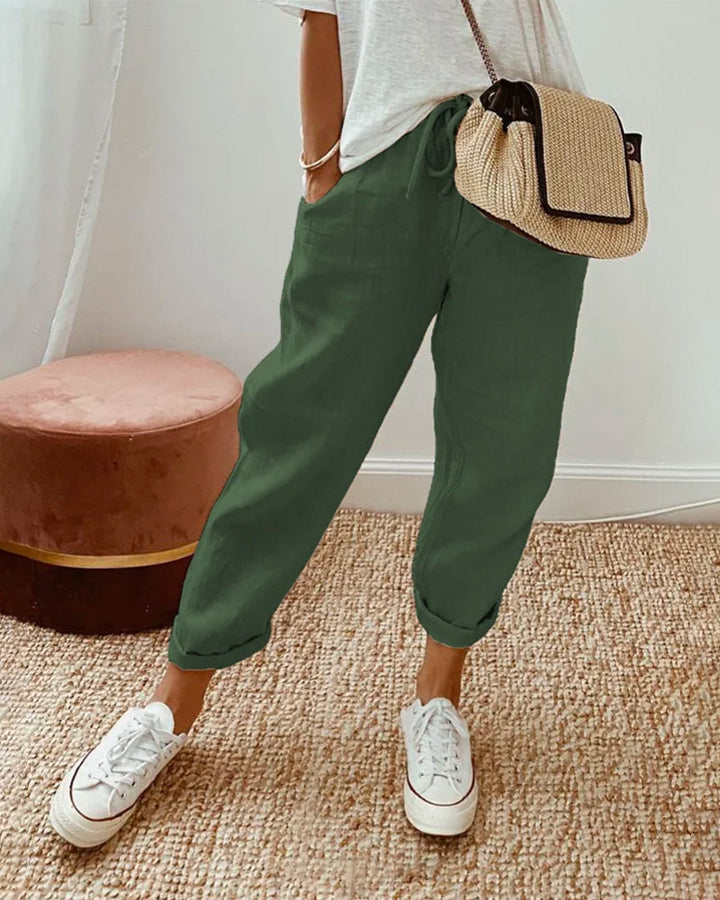 Chic and Comfortable Fluid Pants