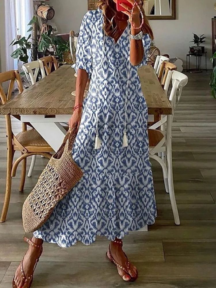 Élodie™ — Chic Floral Velvet Maxi Dress
