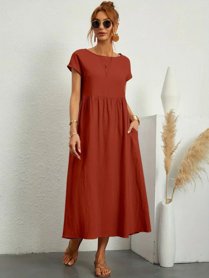 HEIKE | ELEGANT MIDI DRESS WITH A CLASSIC FLOW