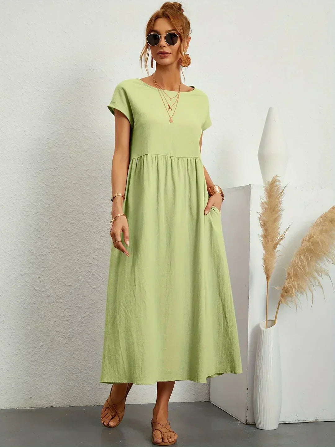 HEIKE | ELEGANT MIDI DRESS WITH A CLASSIC FLOW