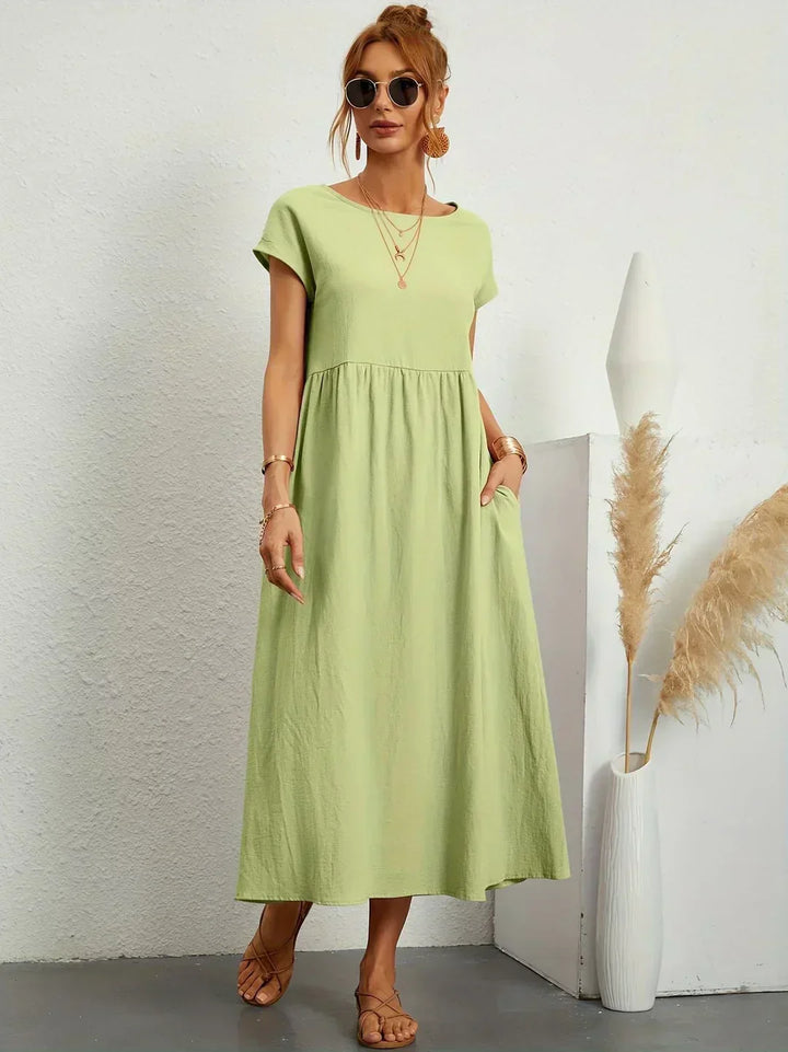 HEIKE | ELEGANT MIDI DRESS WITH A CLASSIC FLOW