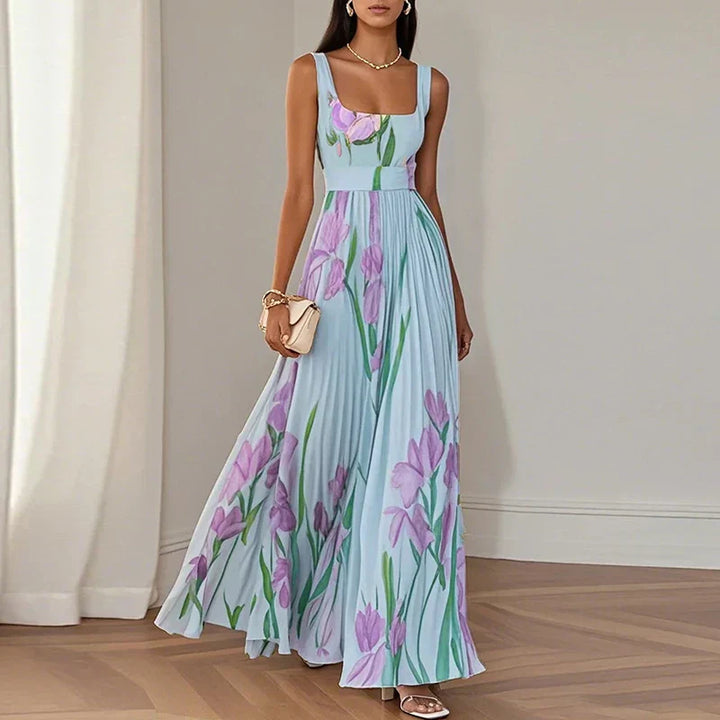 LYRA | Chic Floral Maxi Dress with a Flattering Pleated Design