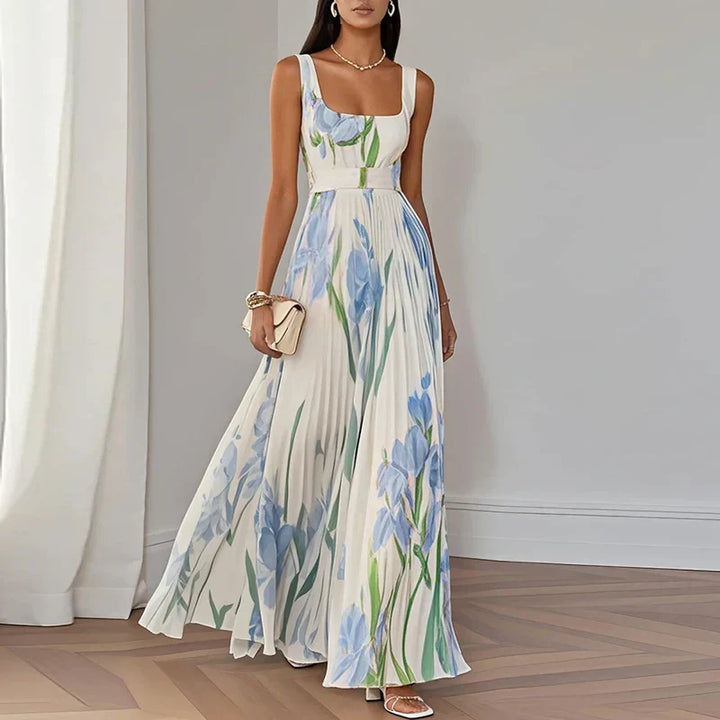 LYRA | Chic Floral Maxi Dress with a Flattering Pleated Design