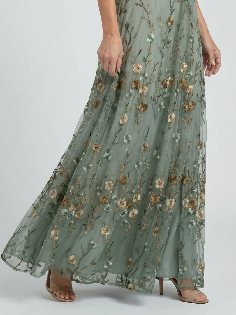 Willow™ | Embroidered Floral Maxi Dress
