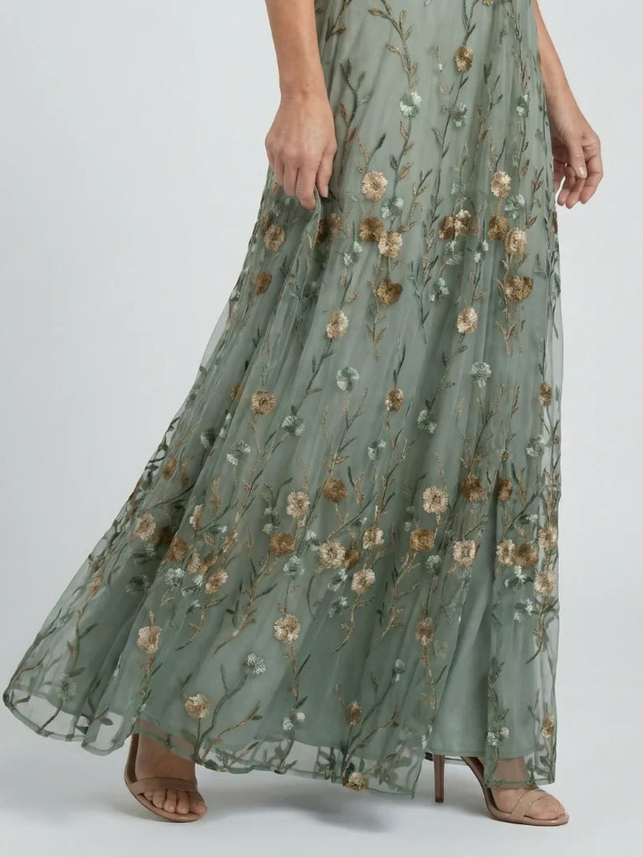 Willow™ | Embroidered Floral Maxi Dress
